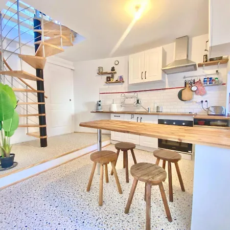 Сasa de vacaciones - Le Lys - Magnifique Maisonnette Avec Terrasse Poitiers