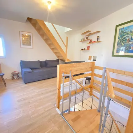 Casa vacanze - Le Lys - Magnifique Maisonnette Avec Terrasse Poitiers