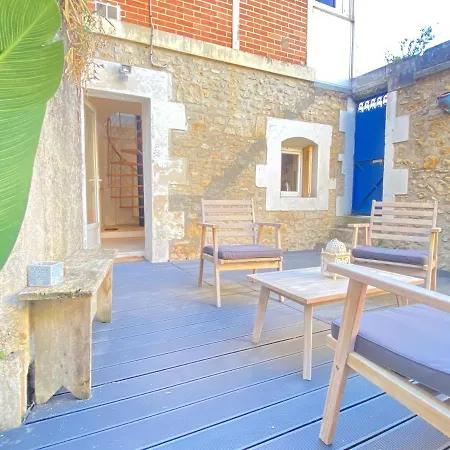 - Le Lys - Magnifique Maisonnette Avec Terrasse 펜션 *