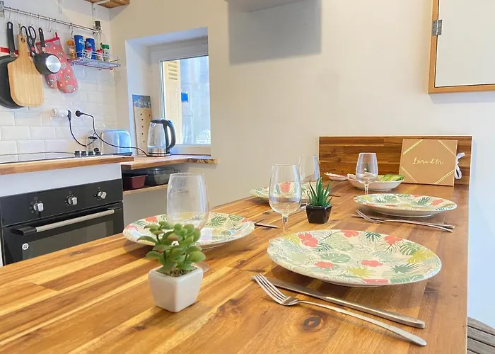 - Le Lys - Magnifique Maisonnette Avec Terrasse 度假居 普瓦捷